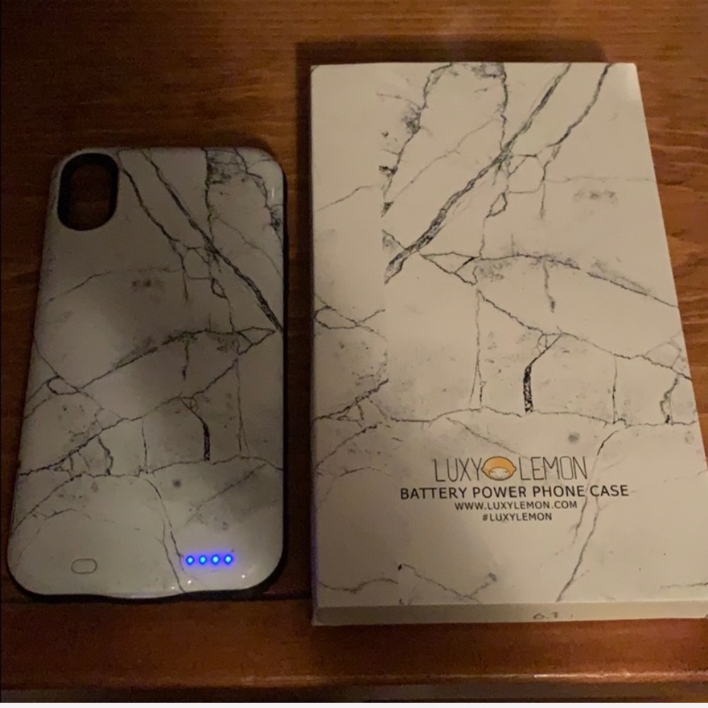 New Luxy Lemon iPhone XR battery charging case